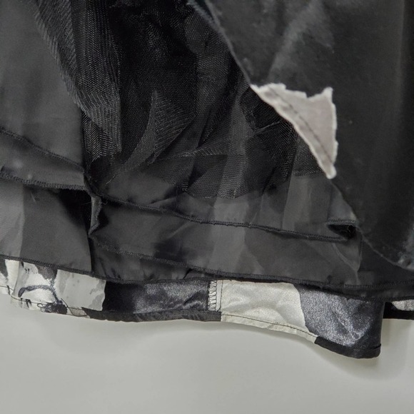 Sequin Hearts 2-PC Crop Top & Floral Skirt Size 1 - Picture 11 of 14